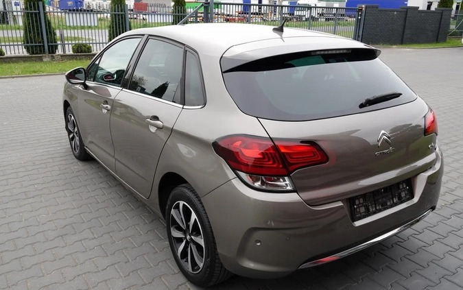 Citroen C4 cena 27600 przebieg: 224000, rok produkcji 2017 z Szydłowiec małe 326